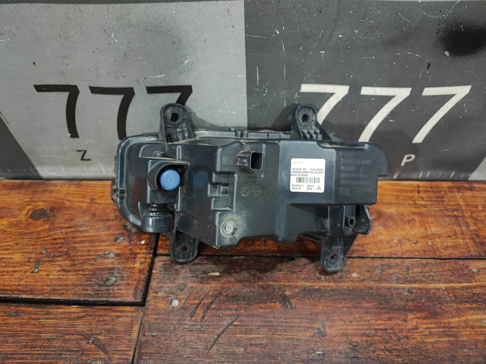 ПТФ передняя правая LED GAC GS8 1 16-23 Б/У Оригинал 7220002CAD0200