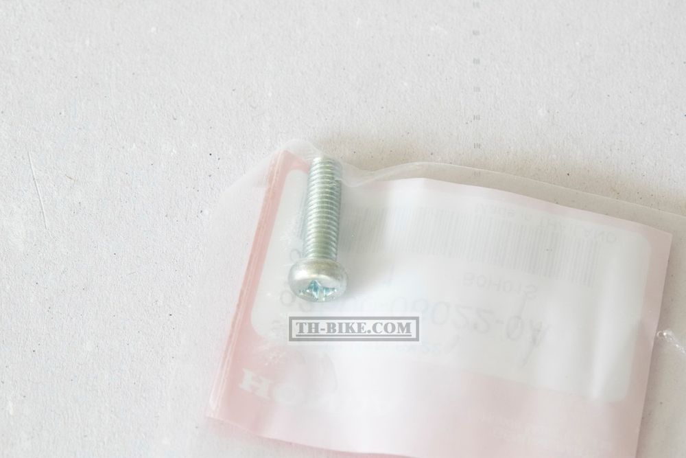 93500-06022-0A. SCREW, PAN, 6X22. HONDA