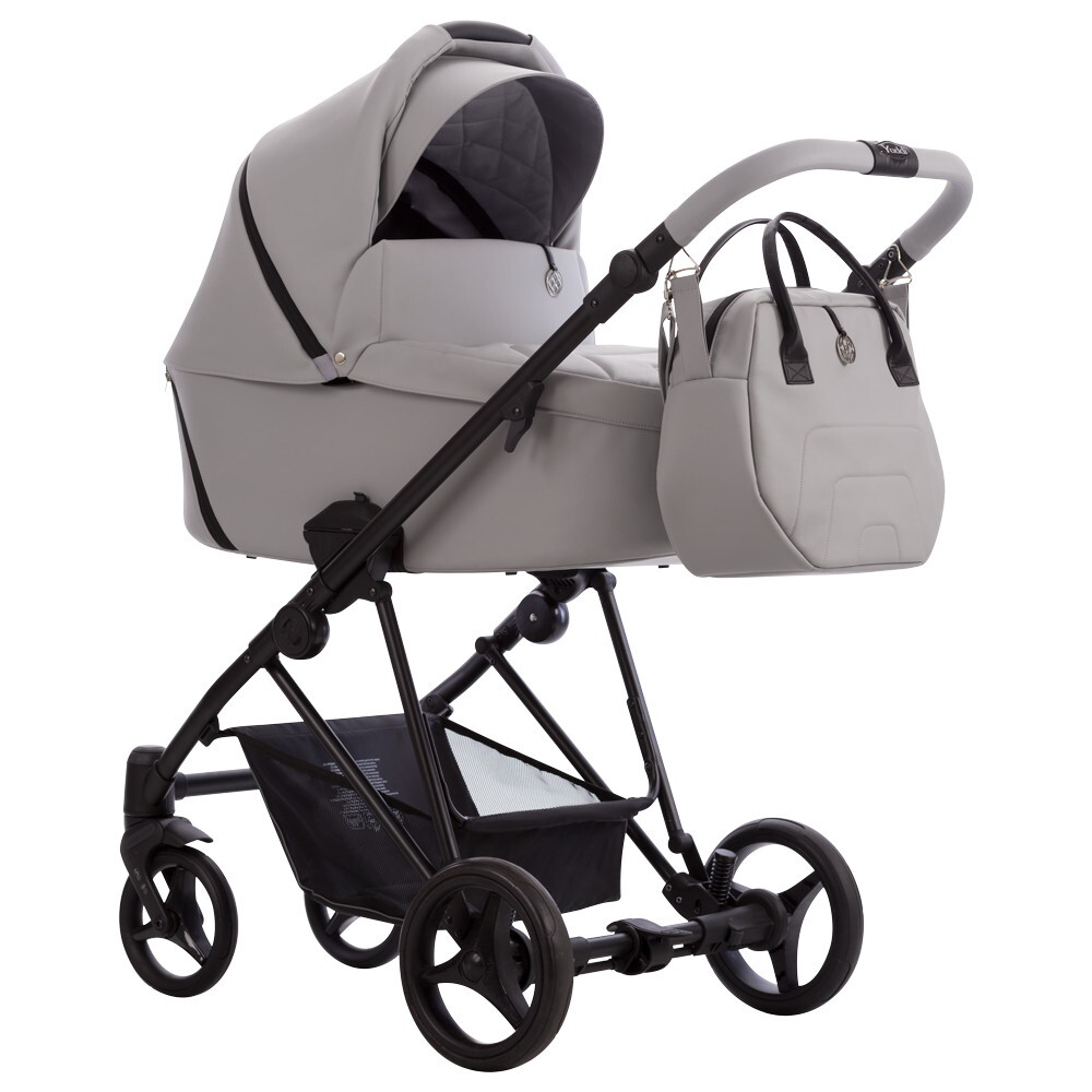 Детская коляска Bebetto Yoddi Pro 2 в 1 02 св.серая кожа
