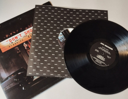 Винтажная виниловая пластинка LP Elton John Don't Shoot Me, I'm Only The Piano Player (USA 1973)