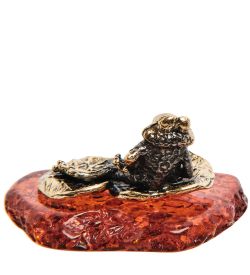 Народные промыслы AM-3119 Фигурка «Лягушонок на кувшинках» (латунь, янтарь)
