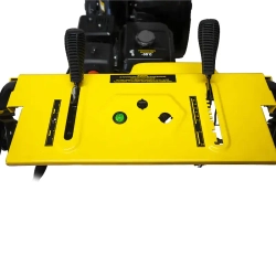 HUTER SGC 4100LX бензиновый снегоуборщик 7 л.с. ковш 68 см, выброс 15 м, 6 вперед/2 назад 70/7/26