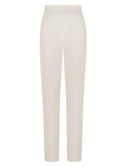 Зауженные брюки прямого кроя