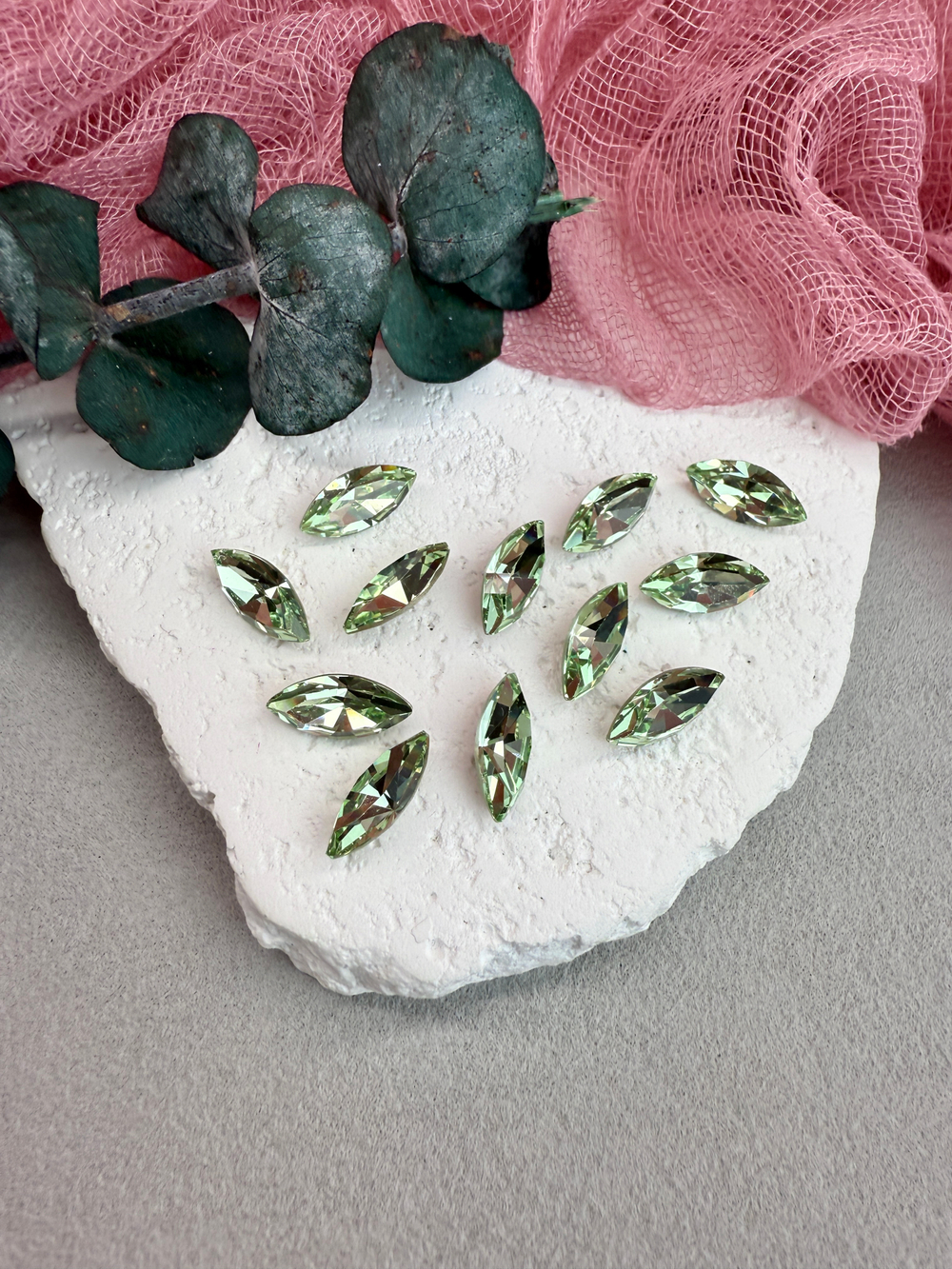 Наветт Navette 15*7 мм, Chrysolite