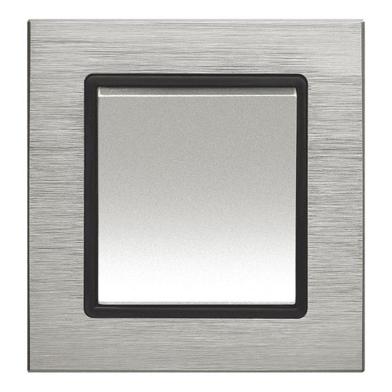 Выключатель одноклавишный Vesta-Electric Exclusive Silver Metallic серебро FVK050201SER