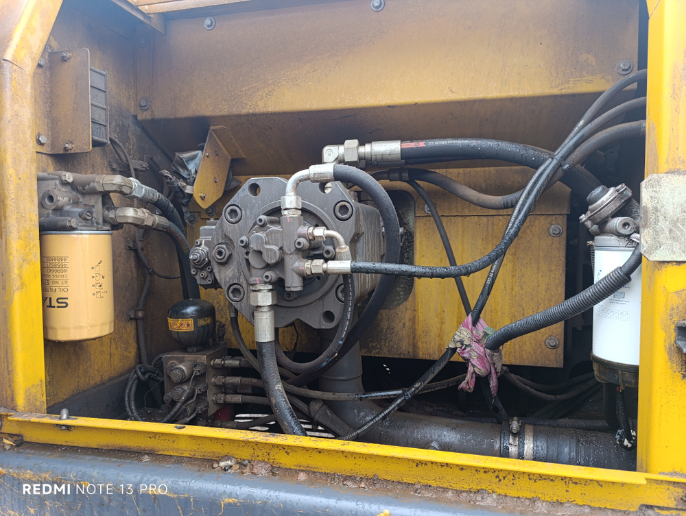 XCMG XE335 Экскаватор XE335C (Дизельный, 7,8 л, 259 л.с., АТ)