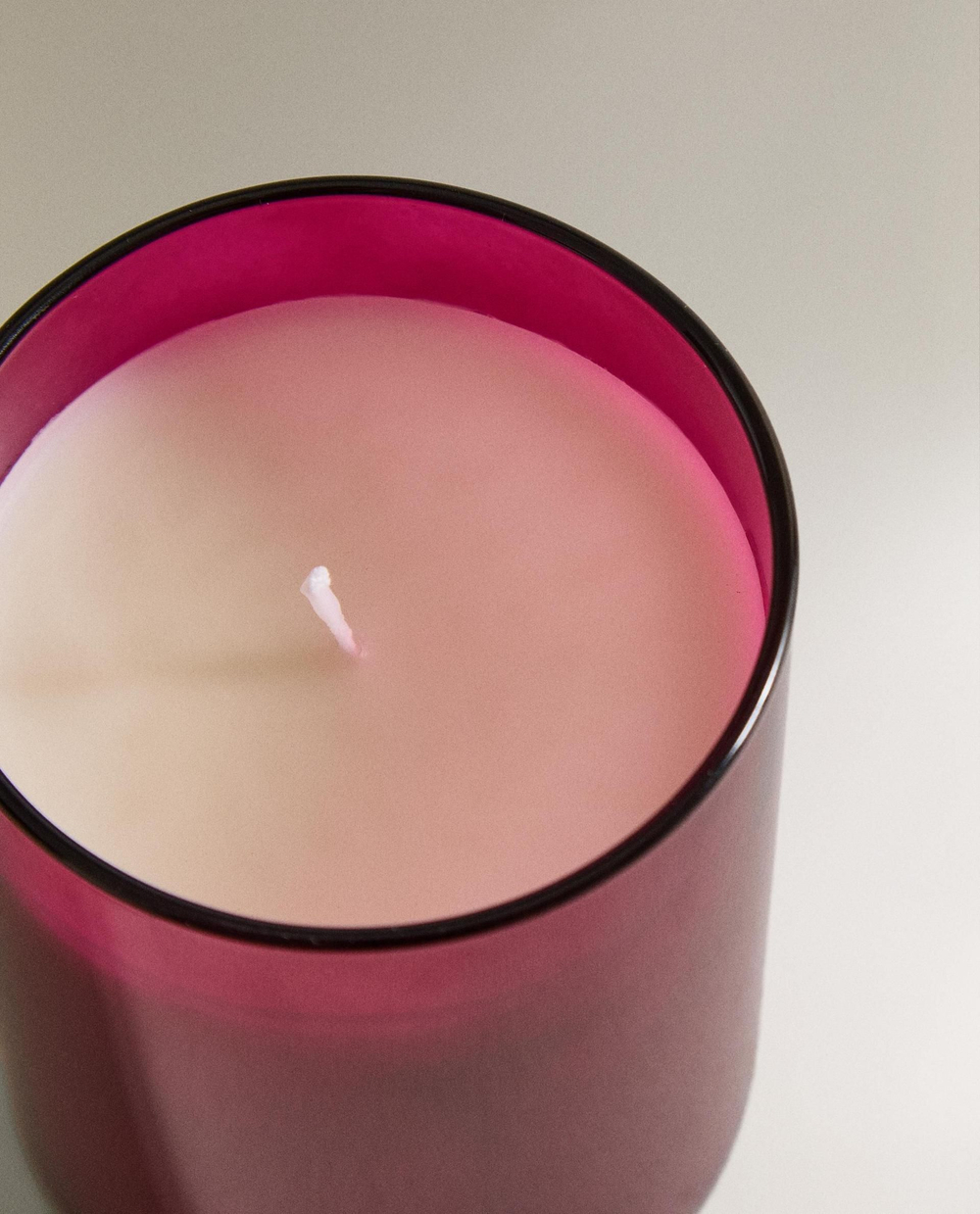 Zara Home - Ароматическая свеча с боросиликатным пряником, 220 г