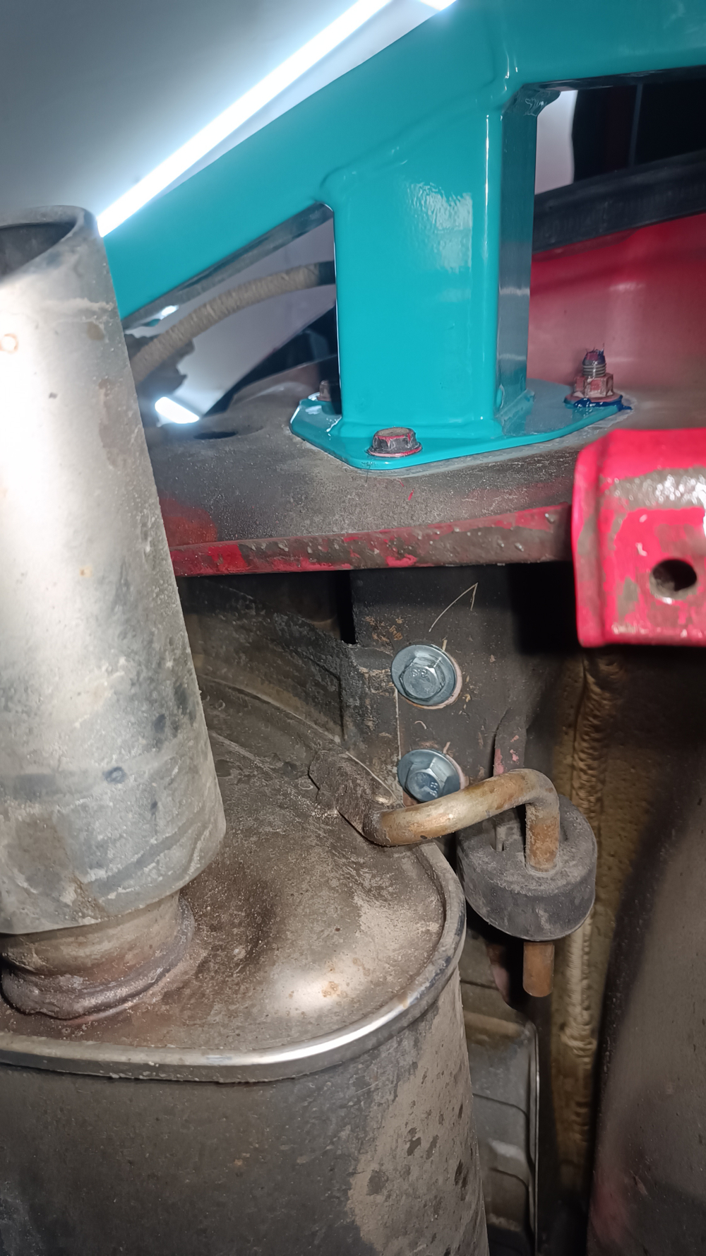 Усилитель задних лонжеронов (усилитель заднего бампера) Subaru Levorg 2 (ПОД ЗАКАЗ) (VN)