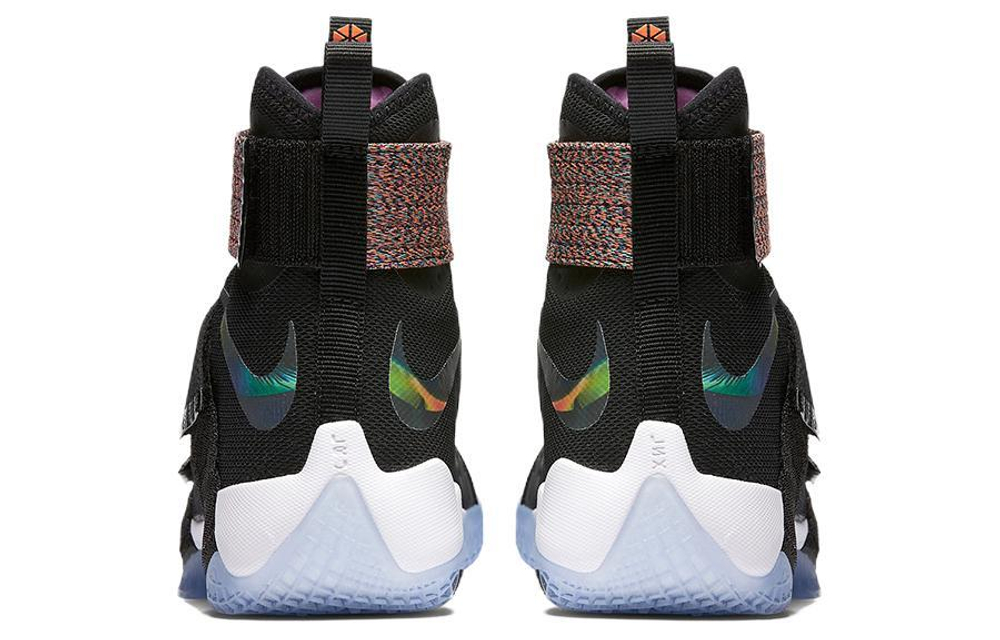 Кроссовки Nike Zoom Soldier 10 Cosmic