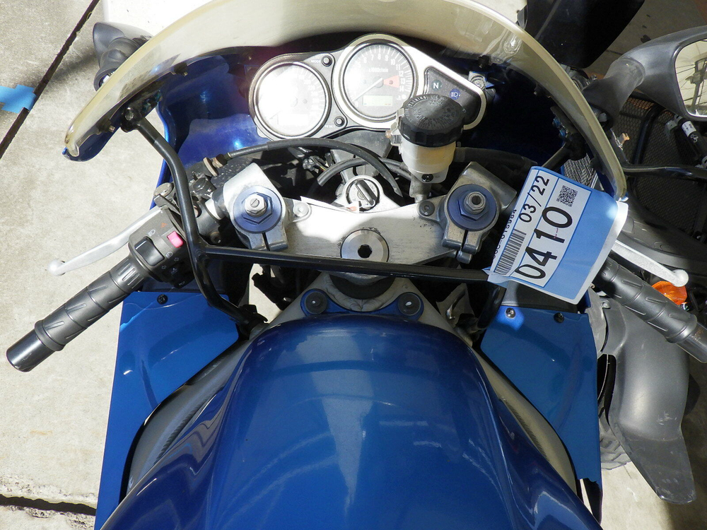 Kawasaki Ninja ZX-9R 041682