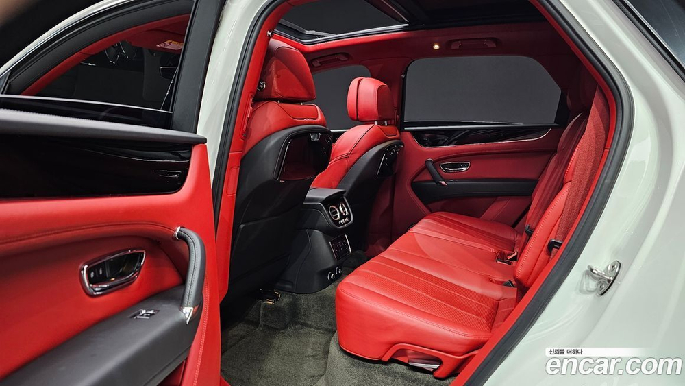 Bentley Bentayga 4.0 V8 (04.2020)