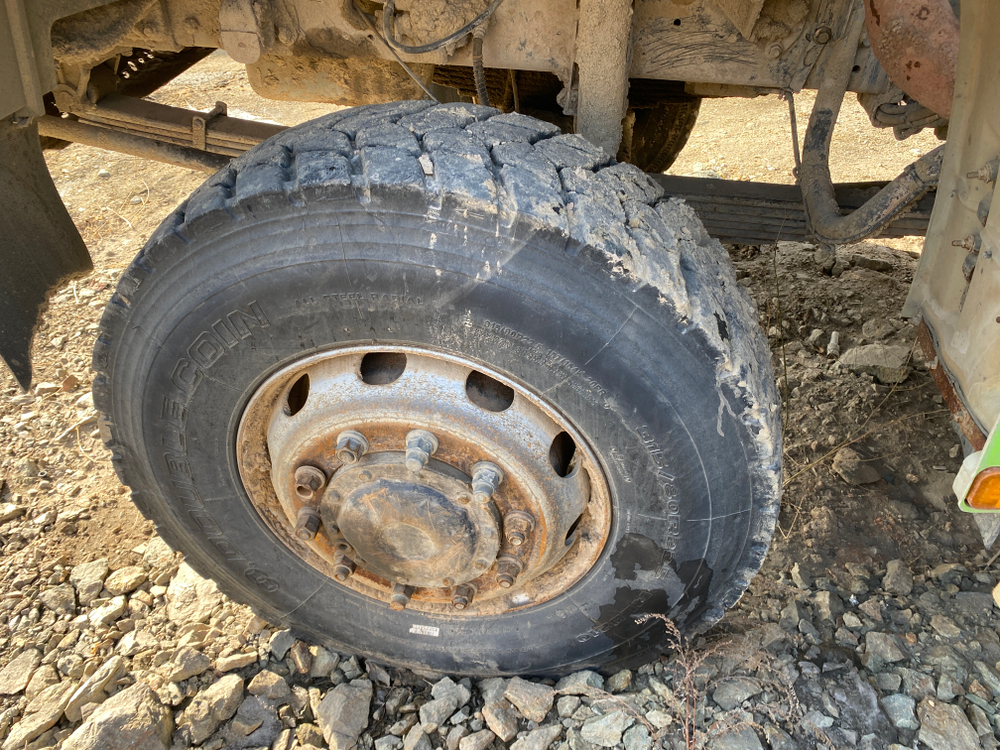 Shacman (Shaanxi) SX* 6x6 Самосвал SX32586T385 (Дизельный, 11,6 л, 369 л.с., МТ)