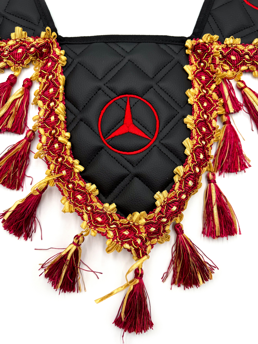 Вымпел тройной Mercedes (экокожа, черный с красными кисточками)