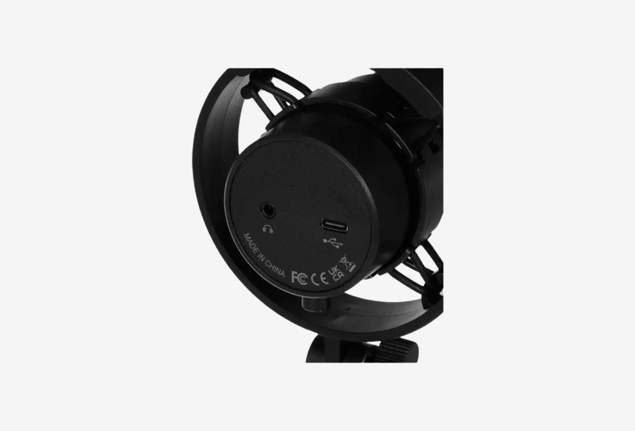 A8 Black_0626529101742