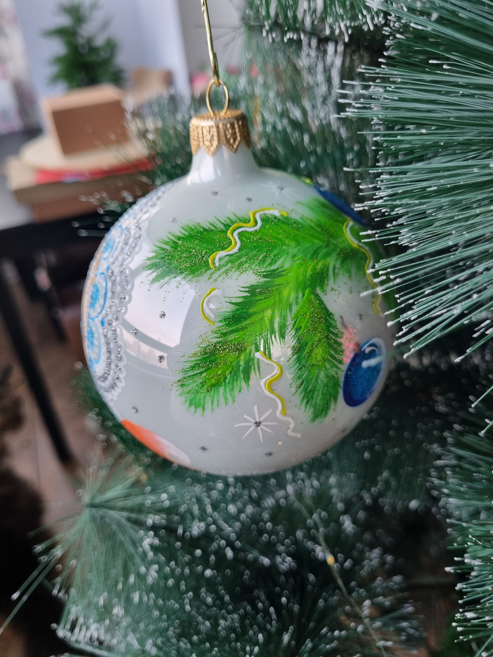 Шар стеклянный "снегурочка" ручная роспись