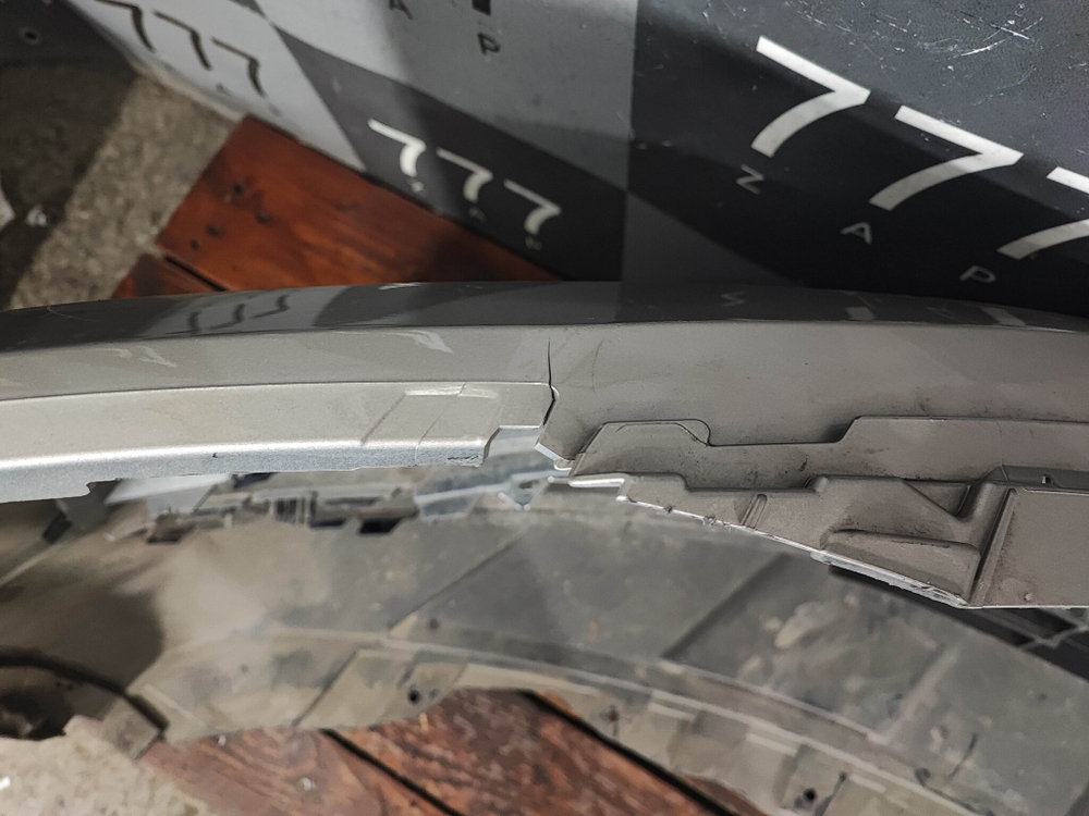 Бампер передний Volkswagen Tiguan 2 20-нв Б/У Оригинал 5NR807221B