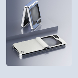 Чехол белого цвета от Nillkin для смартфона Samsung Galaxy Z Flip 6 5G, серия CamShield Flip Leather Case