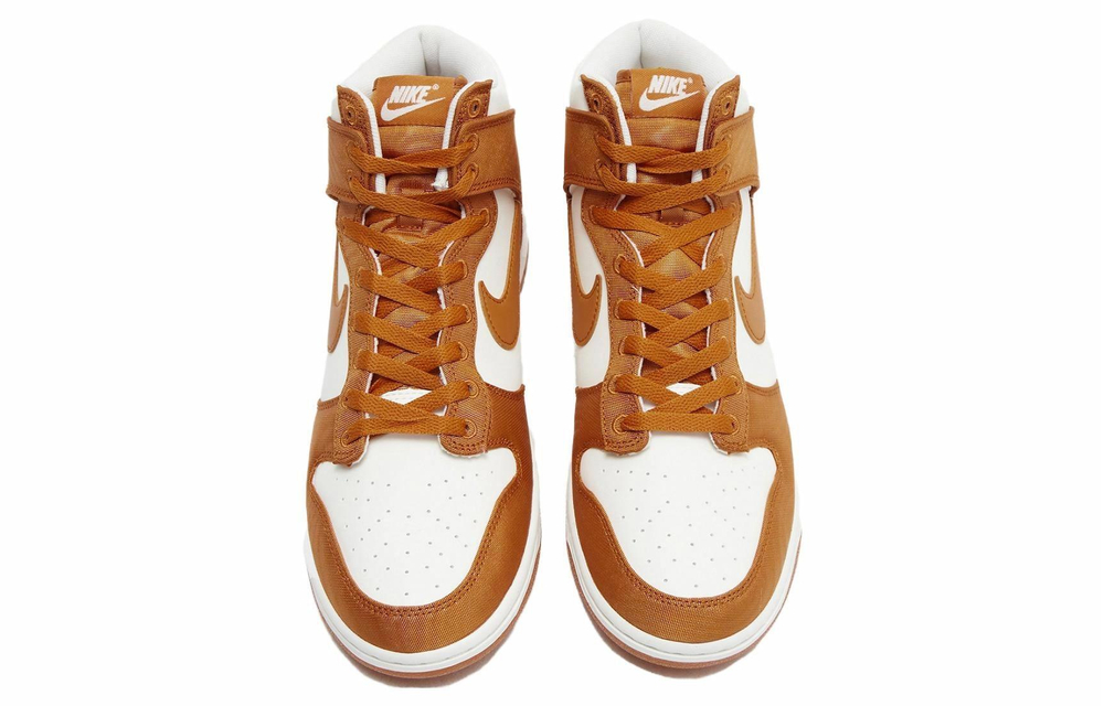 Кроссовки Nike Dunk Monarch