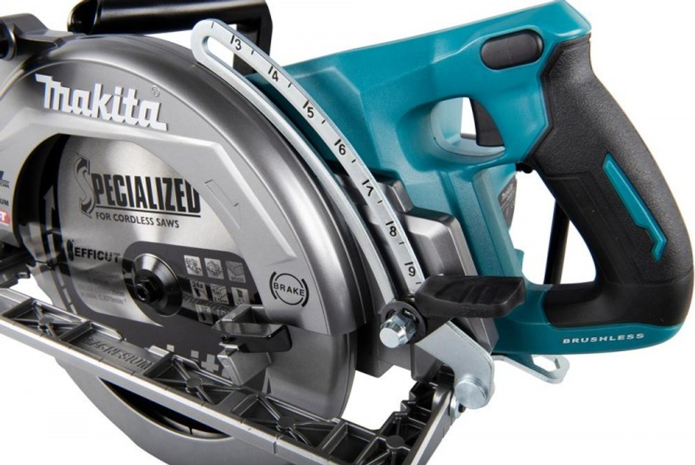 Пила циркулярная аккумуляторная MAKITA RS 002 GZ без АКБ и ЗУ RS002GZ