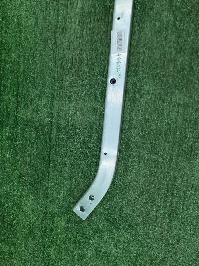 Усилитель передней панели BMW X3 G01 X4 G02 17-нв