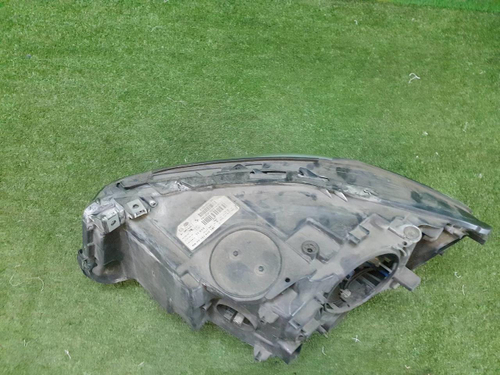 Битая Фара правая BMW 5er F10 (2009-2013) ксенон