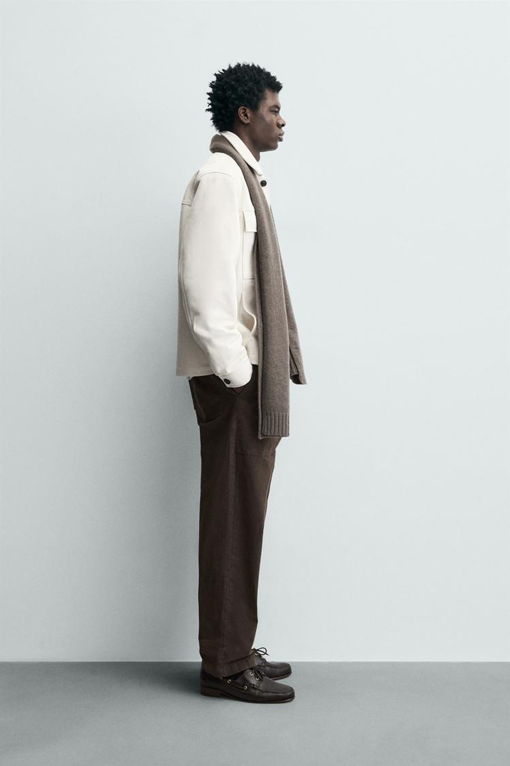 ZARA КУРТКА-РУБАШКА ИЗ ИСКУССТВЕННОЙ ЗАМШИ, ЖЕЛТОВАТО-БЕЛЫЙ