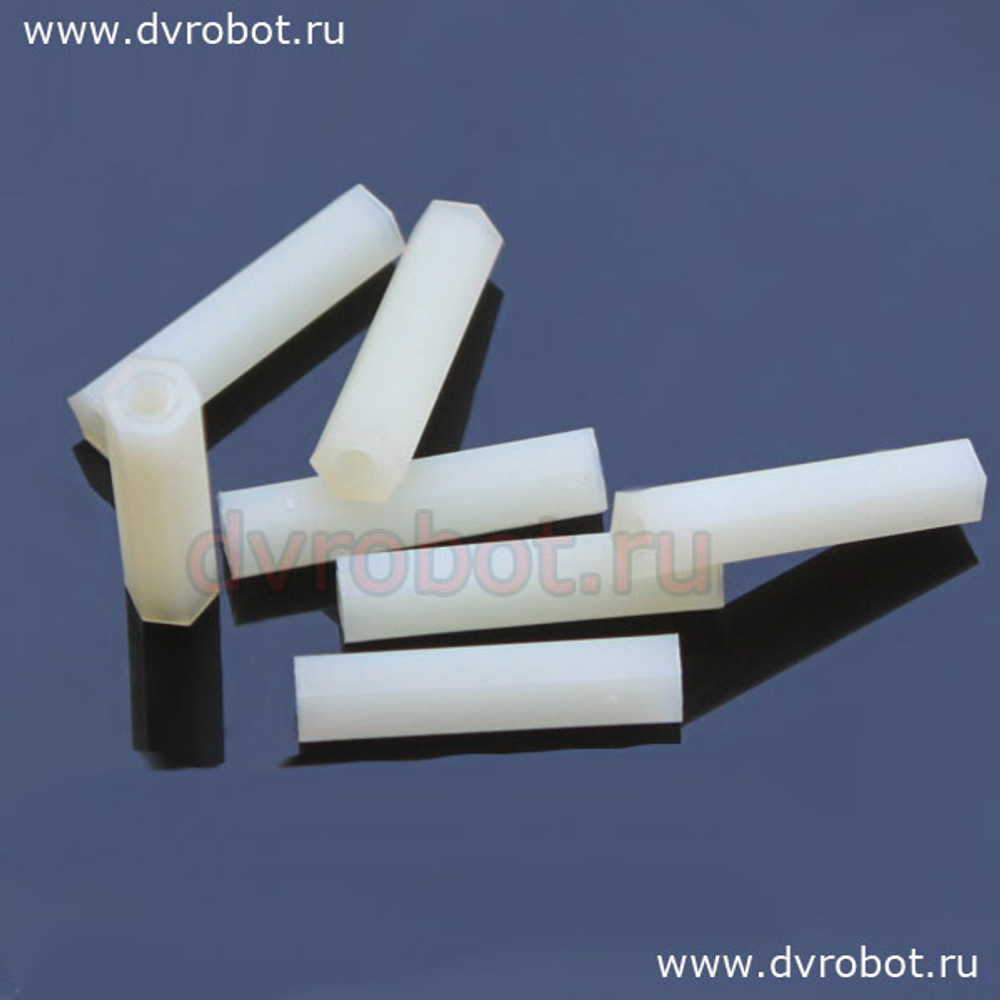 Стойка нейлон M3*25