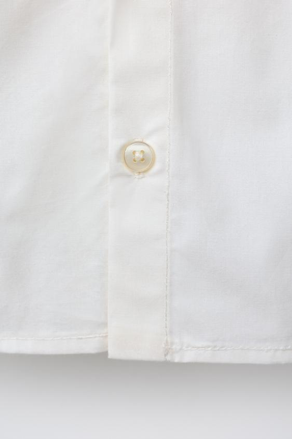 ZARA РУБАШКА С КРУЖЕВНЫМ КАРМАНОМ, ЭКРЮ