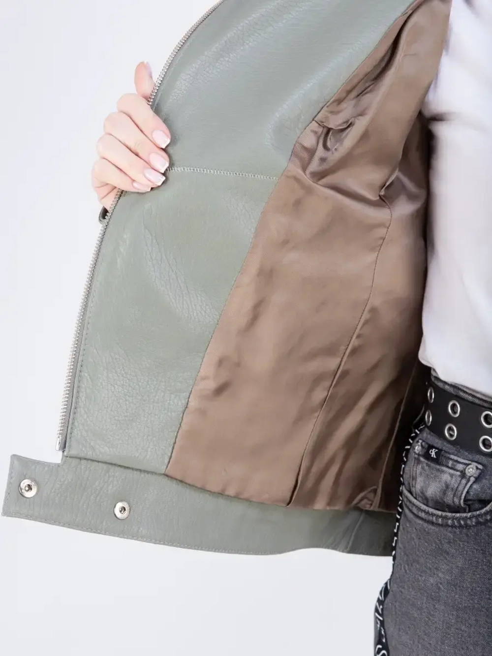 Куртка женская из натуральной кожи