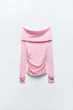 ZARA ТРИКОТАЖНЫЙ ТОП OFF-THE-SHOULDER СО СБОРКАМИ, РОЗОВЫЙ