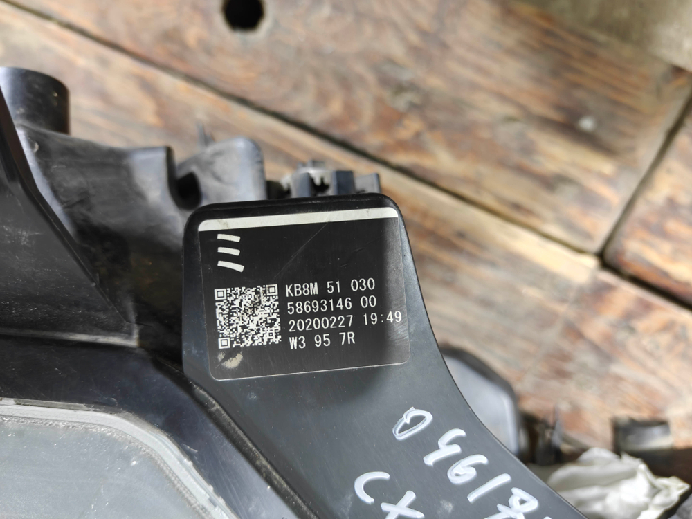 Фара правая LED Mazda CX-5 2 (KF) 17-нв Б/У Оригинал KB8M51031C