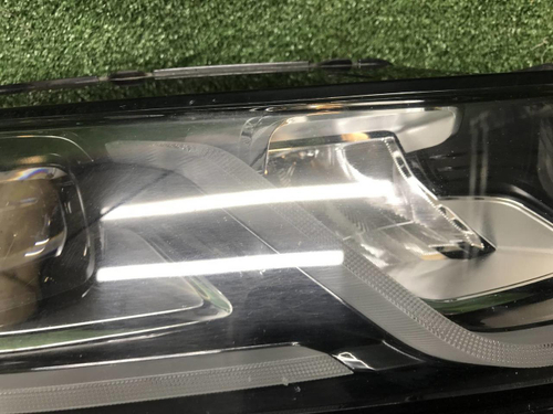 Фара правая Geely Coolray (2019-2024) LED