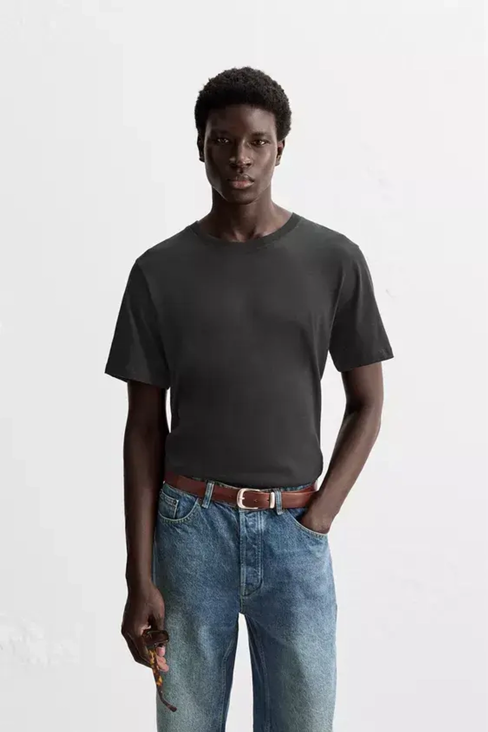 ZARA ФУТБОЛКА ИЗ ЛЕГКОГО ХЛОПКА, МОРСКОЙ ТЕМНО-СИНИЙ