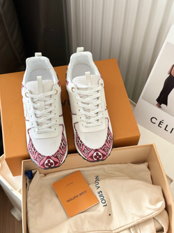 Louis Vuitton Run Away Trainer