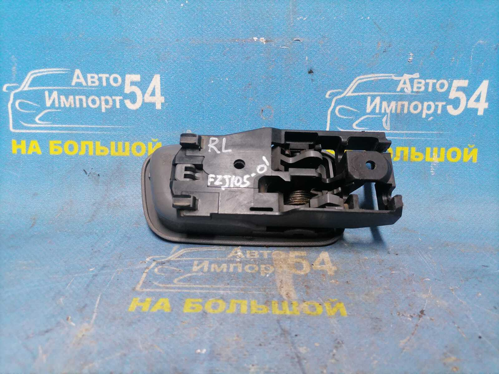 Ручка двери задней левой салонная TOYOTA LAND CRUISER 1999