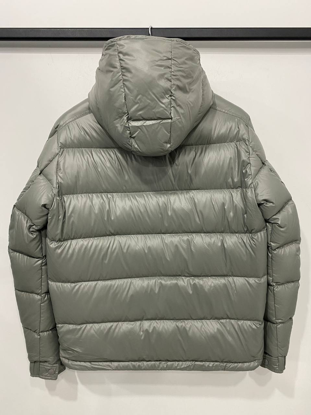 Пуховик Moncler