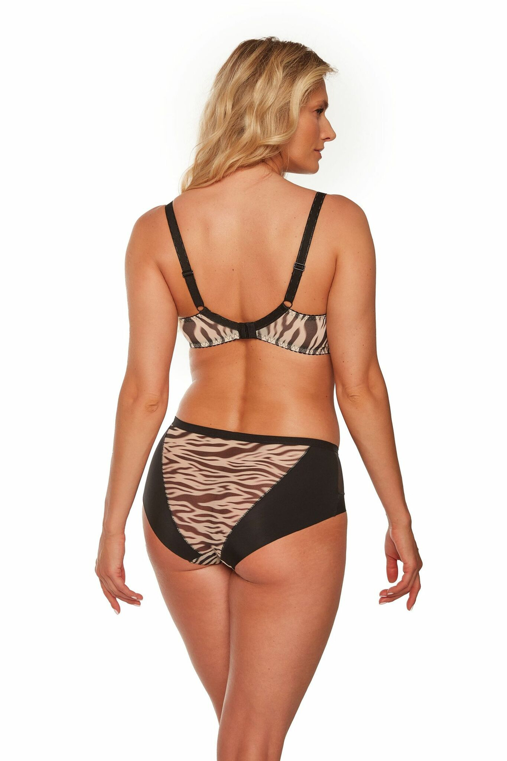 Бюстгальтер Alia с шитыми чашками и анималистическим принтом (Размер: 90F) (Цвет: черный с бежевым)