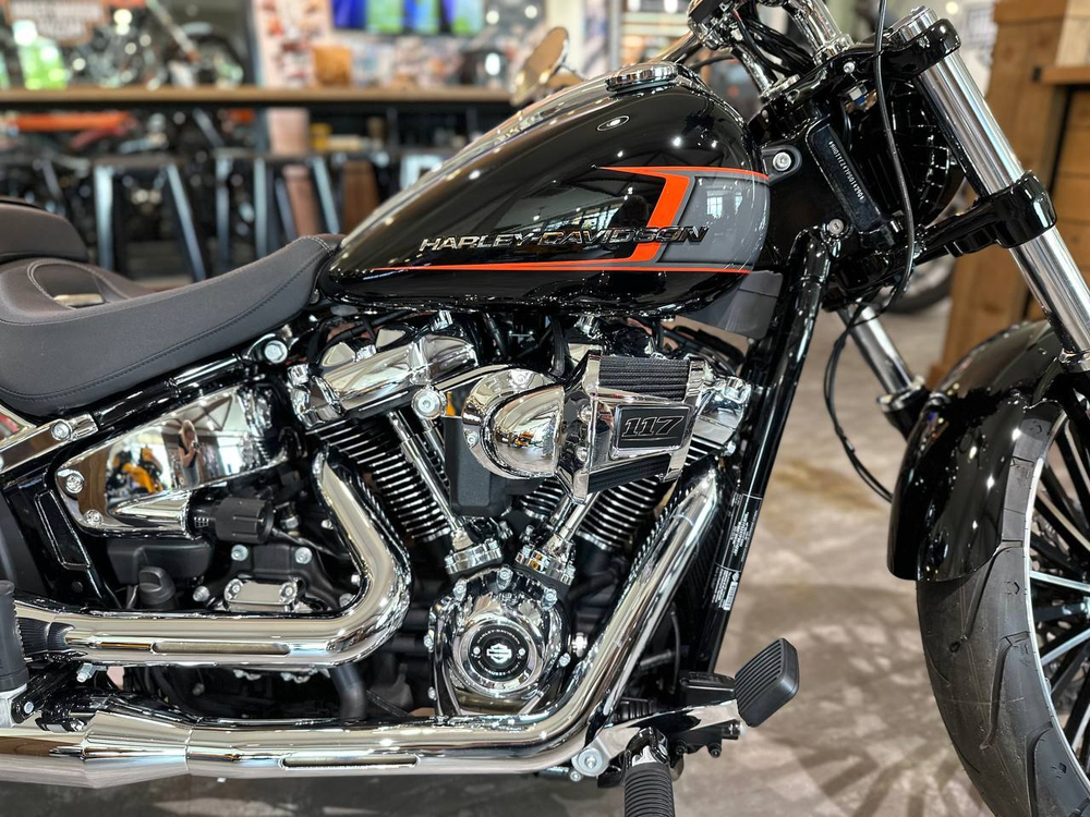 Harley-Davidson Breakout 117, 2023