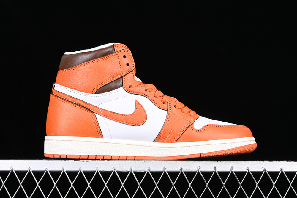 Air Jordan 1 Retro High OG  "Starfish"