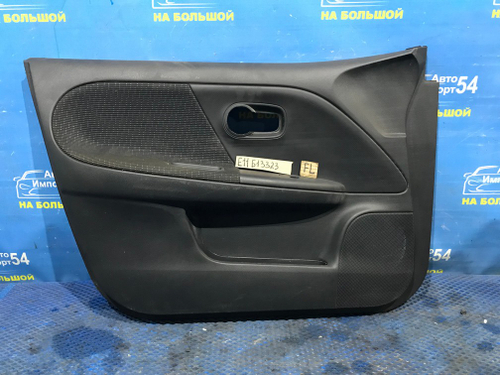 Обшивка двери NISSAN NOTE 2005-2012
