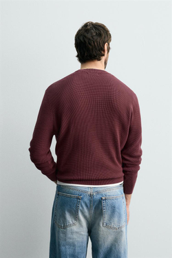 ZARA ДЖЕМПЕР КЛАССИЧЕСКОГО КРОЯ С РЕЛЬЕФНОЙ ТКАНЬЮ, БОРДОВЫЙ