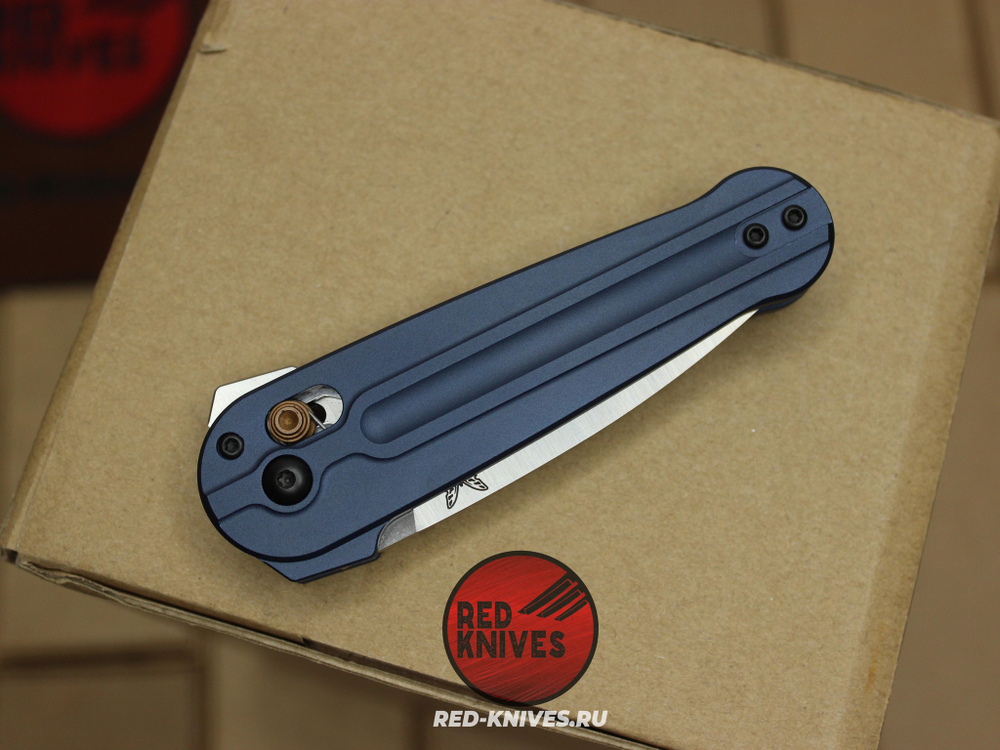 Нож Benchmade Lowden™ | Crater Blue Aluminum
