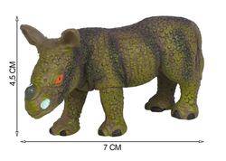 Игровой набор Masai Mara Мир диких животных: семья носорогов