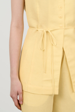 Жилет удлиненный