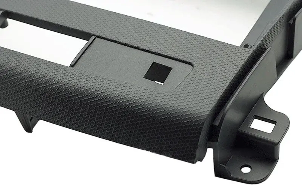 Магнитола для Mitsubishi Outlander XL, Peugeot 4007, Citroen C-Crosser (перфорированная рамка) - Teyes LUX ONE 360 монитор 12.3" 2K QLED на Android 10, 6Гб+128Гб, CarPlay, 4G SIM-слот, 4 камеры в комплекте