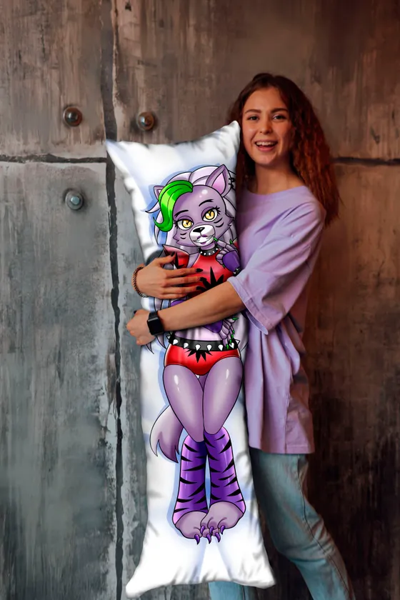 Дакимакура Рокси №3