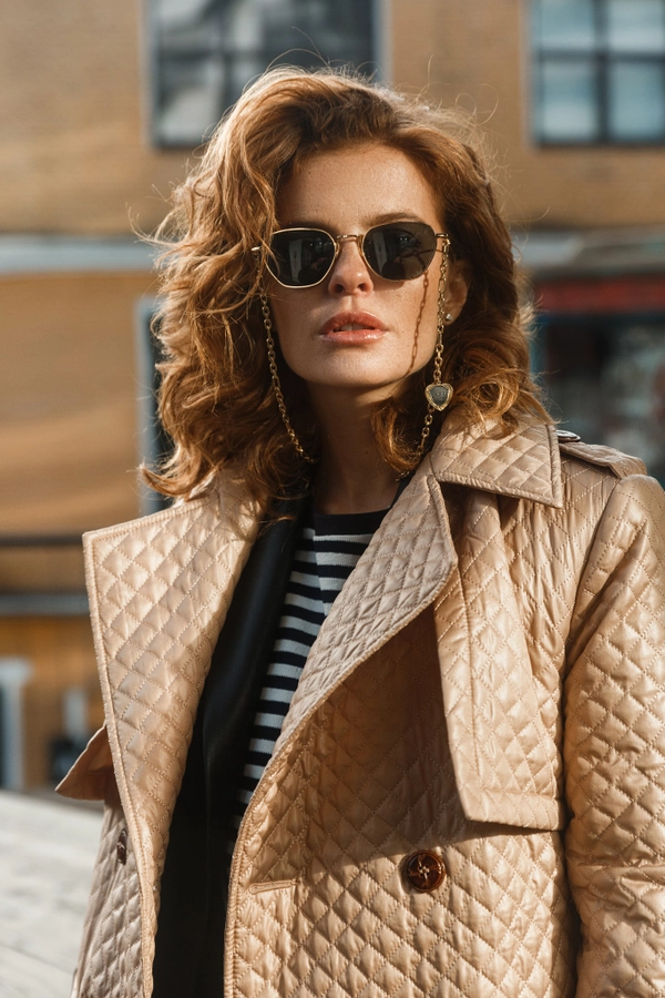 Тренч стеганый бежевый осень