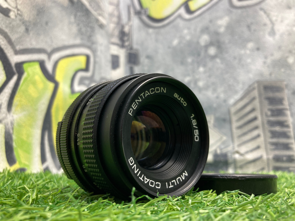 Pentacon Auto 50mm 1.8 M42