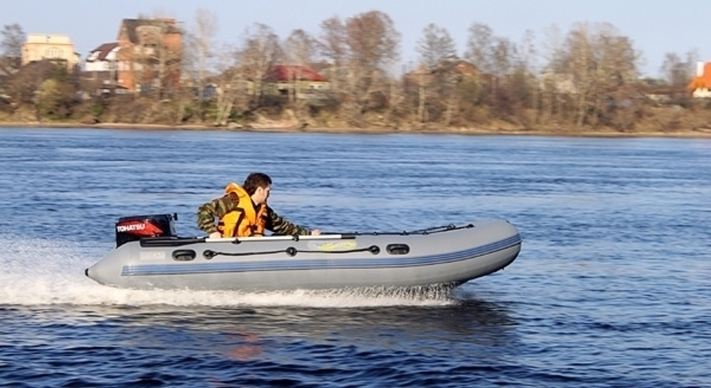 Надувная лодка ПВХ Адмирал 380
