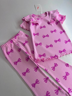 Бордовые бантики - двойка для девочек 2 600 тг./шт. (оптом - цена за 5 размеров)